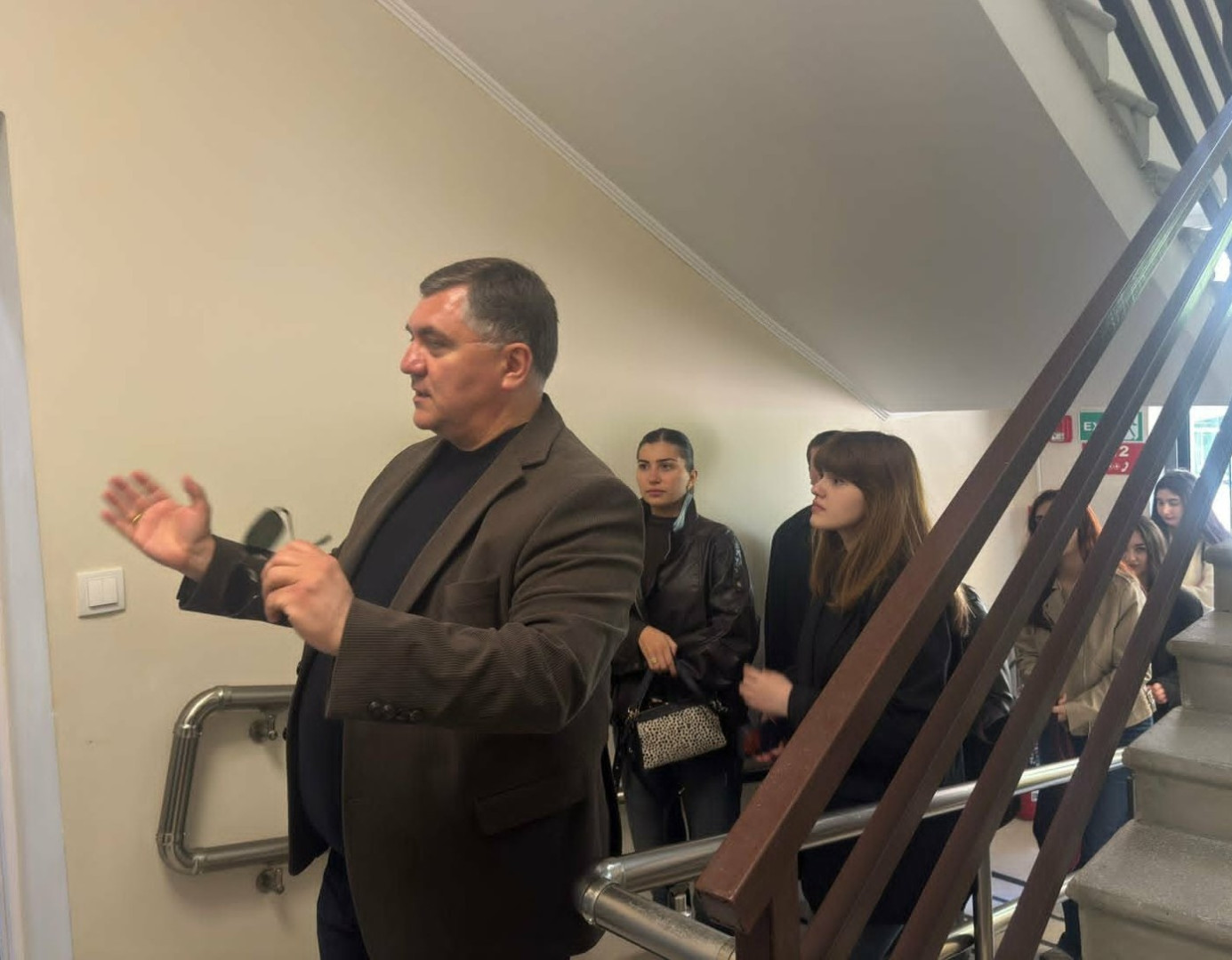 CSL-ის სტუდენტები თბილისის ტრეფიკინგის და ძალადობის მსხვერპლთა მომსახურების დაწესებულებაში